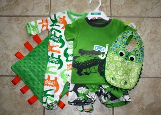 Sewing with young kids: Make a baby gift set