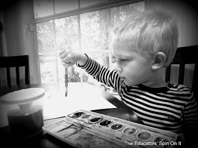 Water lesson plan for toddlers, using water color paints to explore art