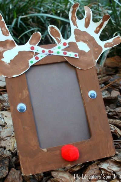 Reindeer handprint photo frame for a Handmade Gift Idea