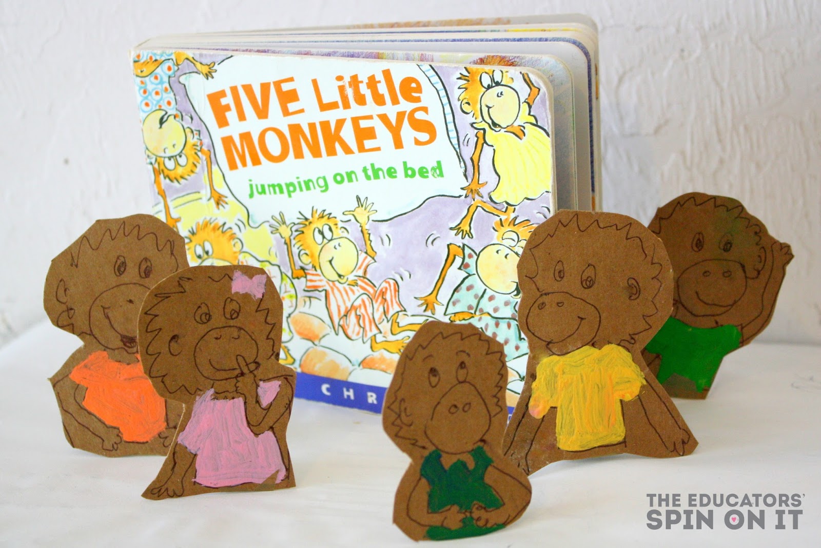 Five Little Monkeys Book and Activity #ECO #crafts #puppets