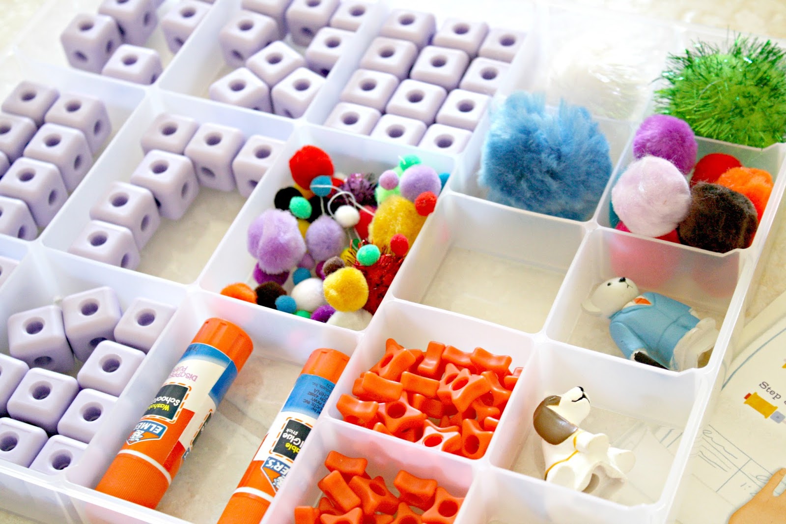 Building tray with Goldie blox = and invitation to play and build!  #education