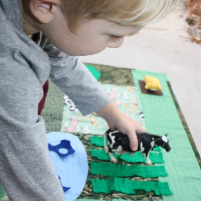 DIY Farm Pretend Play Mat