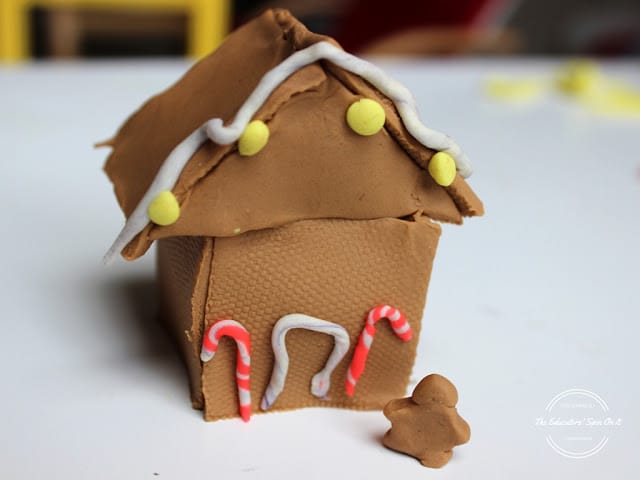 Featured image of post Cardboard Gingerbread House Ideas