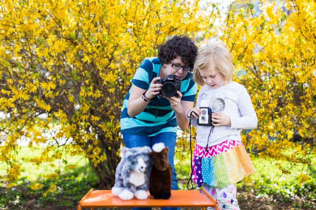 Photo Game for Kids using household items 