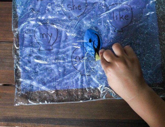 Learn to read sight words with this super cute finding Sight Words with Dory Sensory Bag