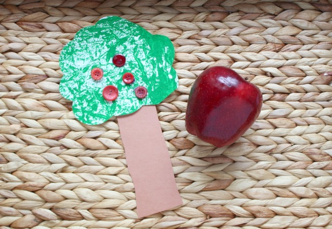 Apple Tree Craft Idea for Kids 