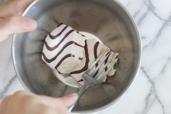 Making cakeballs with premade cakes