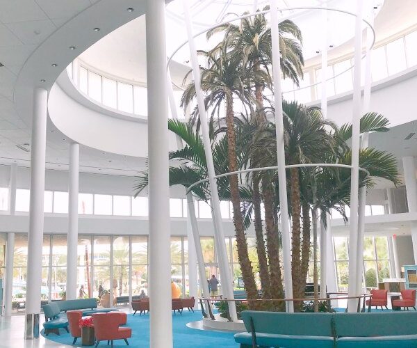 Cabana Bay Beach Resort Review at Universal Studios Resort