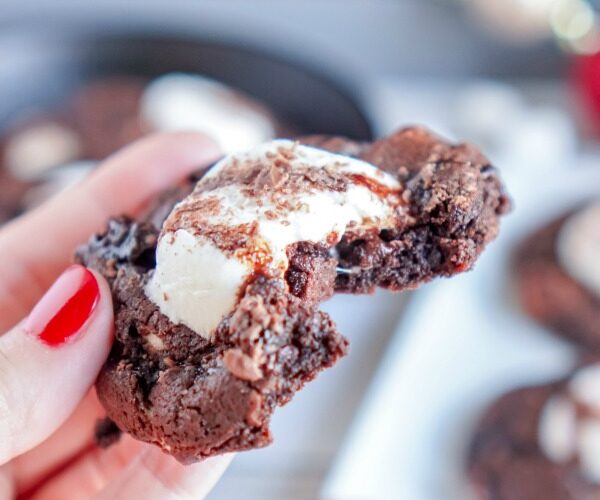 Hot chocolate cookie recipe with christmas background for holiday cookie exchange