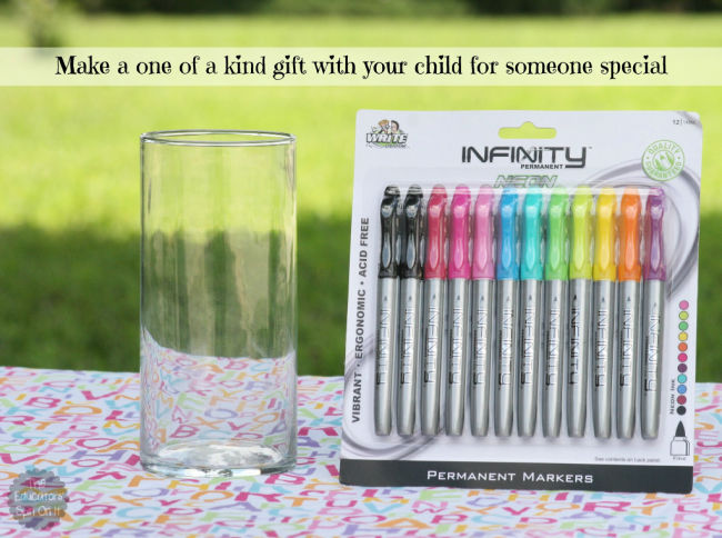 Making a personalized gift idea on glass with markers